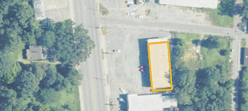 4124 Main St