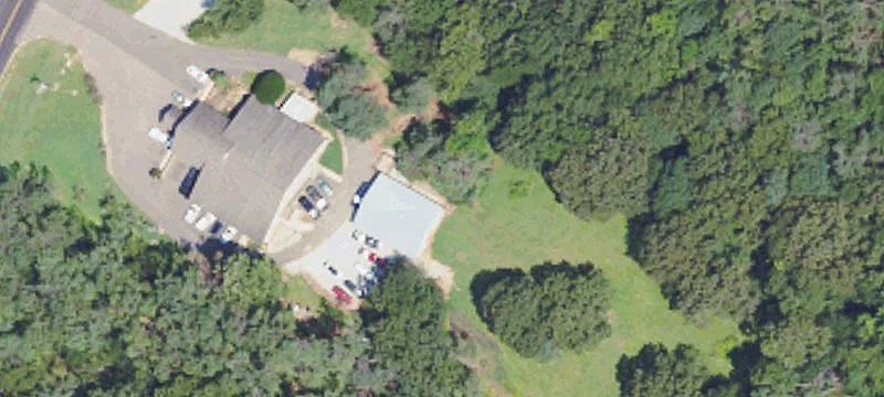 1536 Hwy 4th E
