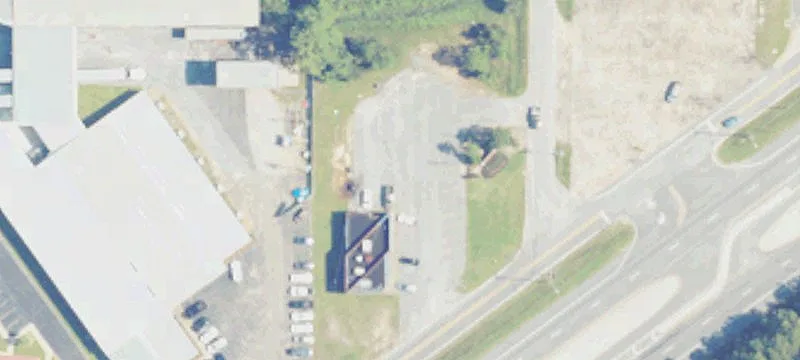 4935 Denny Ave
