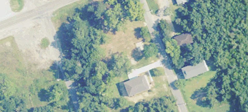 395 Morton Ave
