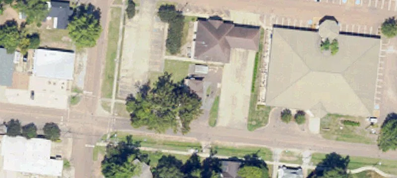 1033 Magnolia Dr