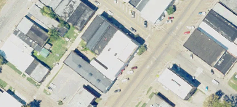 128 3rd St