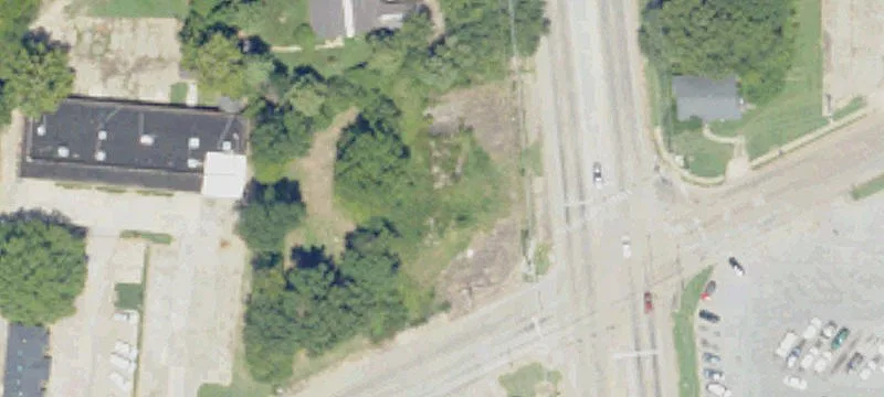 604 Hwy 1st N