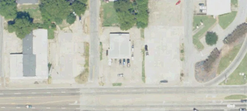 1002 Hwy 82nd E
