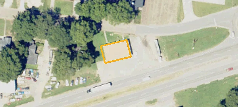 812 Hwy 82nd E