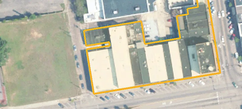 409 Main St