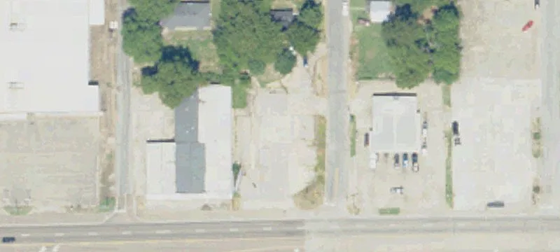 908 Hwy 82nd E