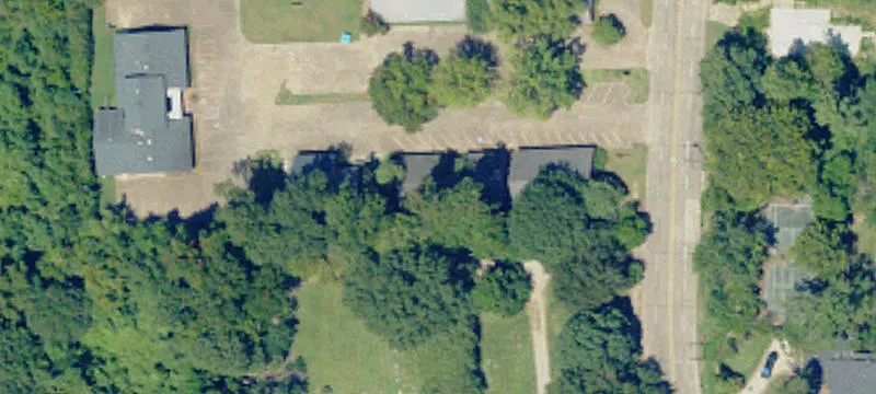 851 Main St