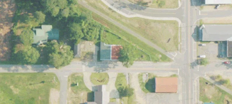 62 Railroad Ave