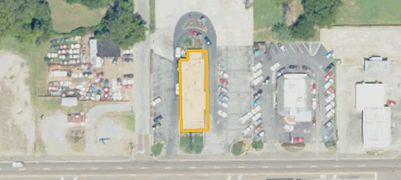 1704 Hwy 82nd E