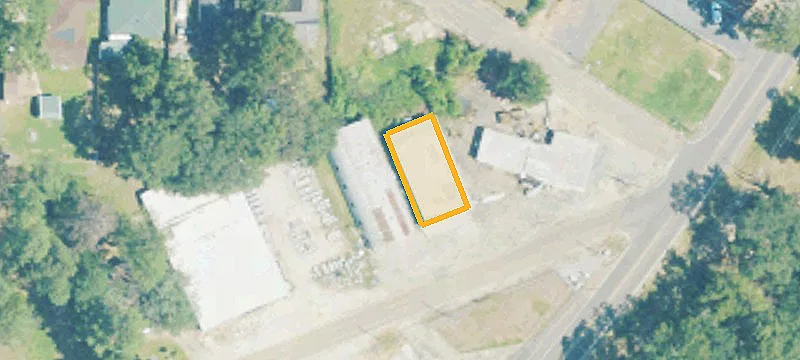 1415 Airport Dr