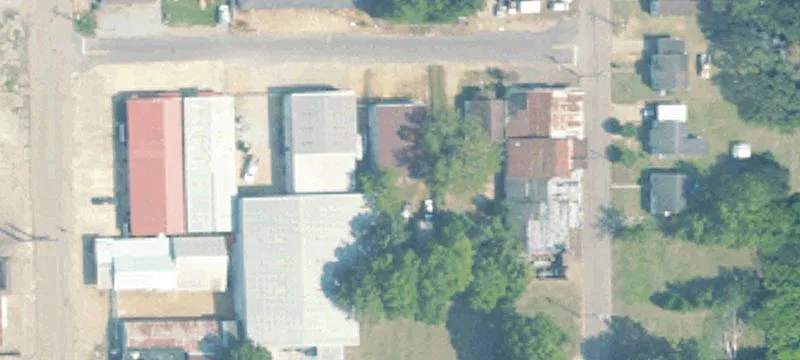 2212 Short Main St