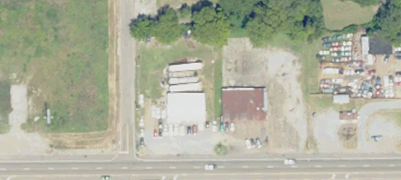 1602 Hwy 82nd E