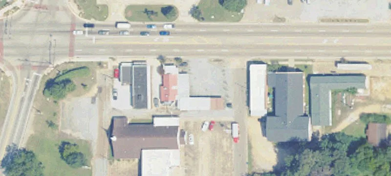 908 Main St
