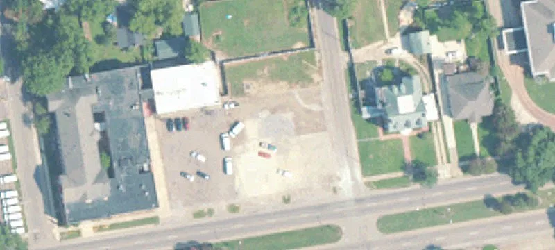 1021 Main St