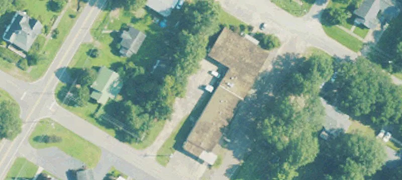 305 Ivy St