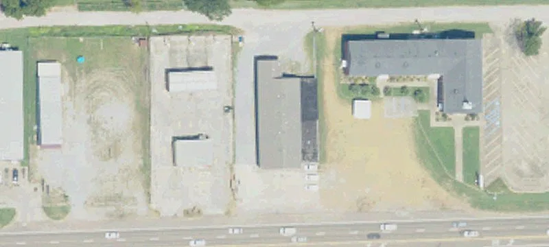 2310 Hwy 82nd E