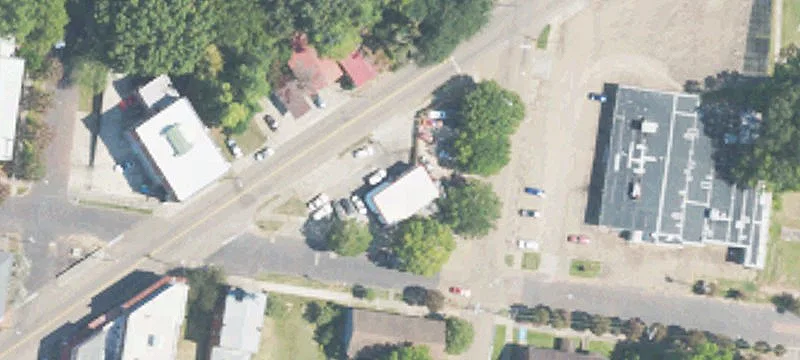1210 Openwood St