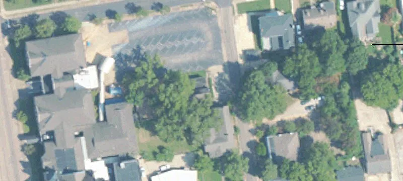 219 8th N St
