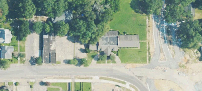 710 Hall Ave