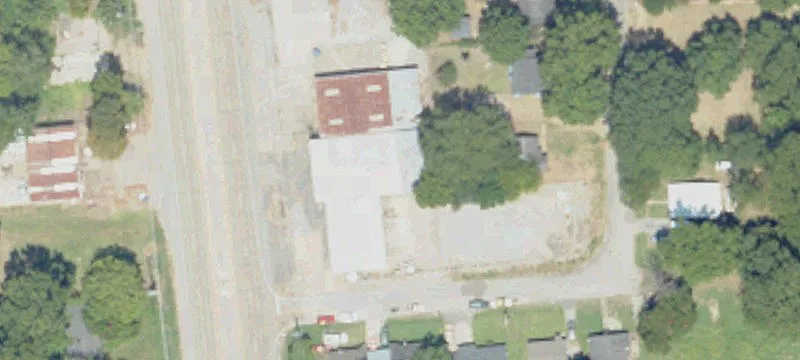 805 Hwy 1st N