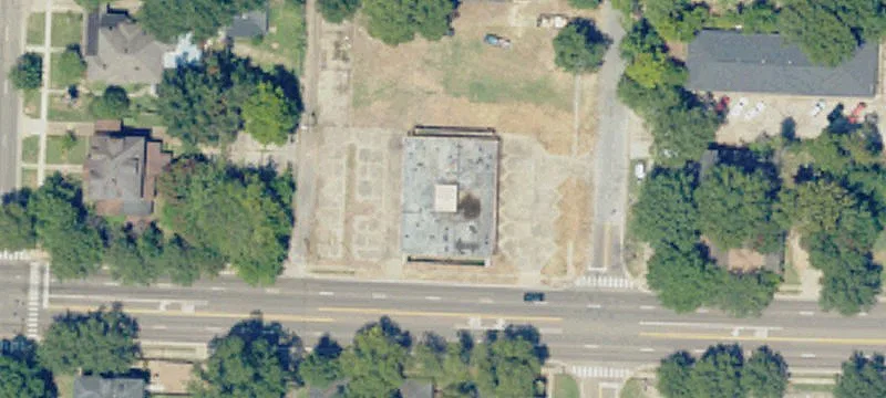 559 Arnold Ave