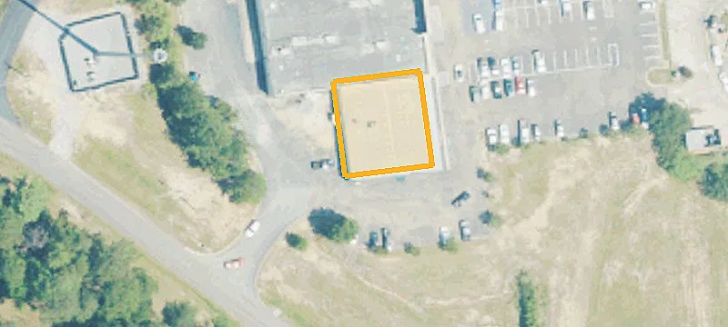 1592 Hwy 15th N