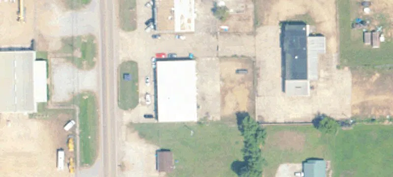 1439 Hwy 69th S