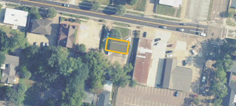 714 Jackson E Ave