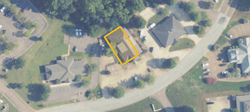 508 Azalea Dr