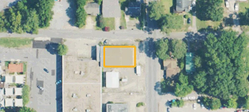 108 Hutchinson Ave