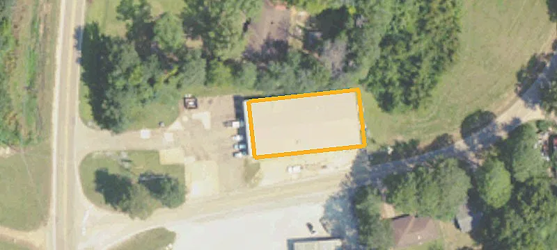 2440 Main St