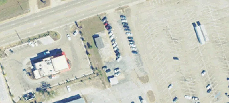 2607 Main St