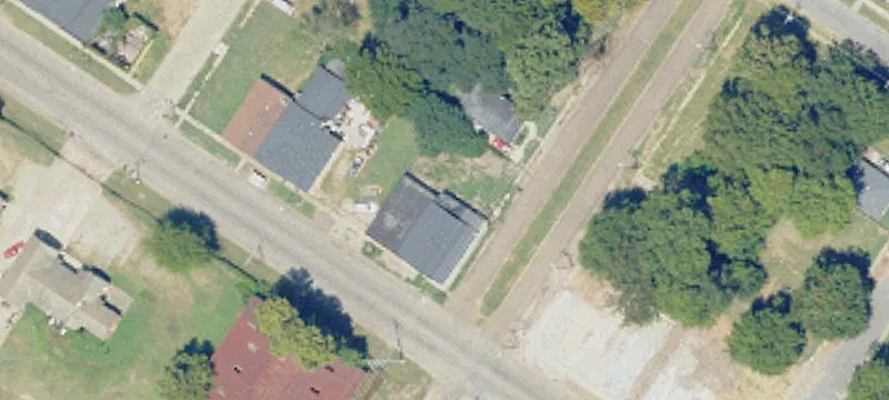 842 Nelson St