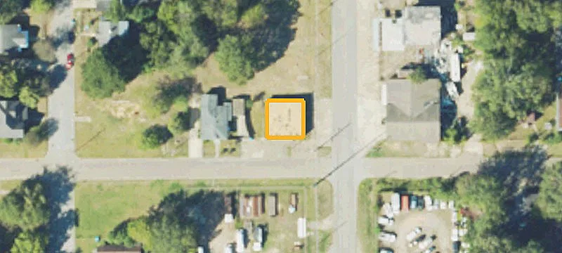 920 Grand Ave