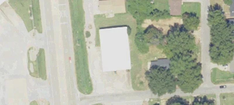 1235 Hwy 1st N