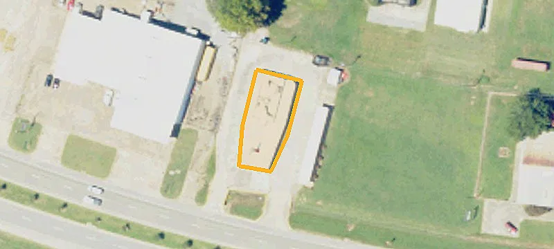 105 Hwy 82nd E