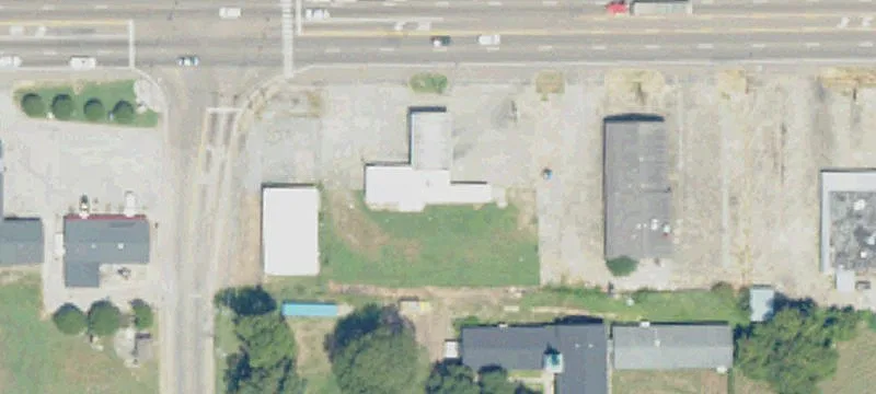 1811 Hwy 82nd E