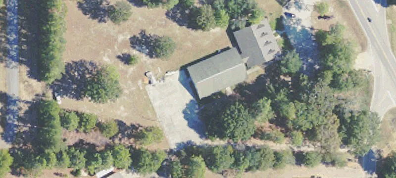 1734 Main St