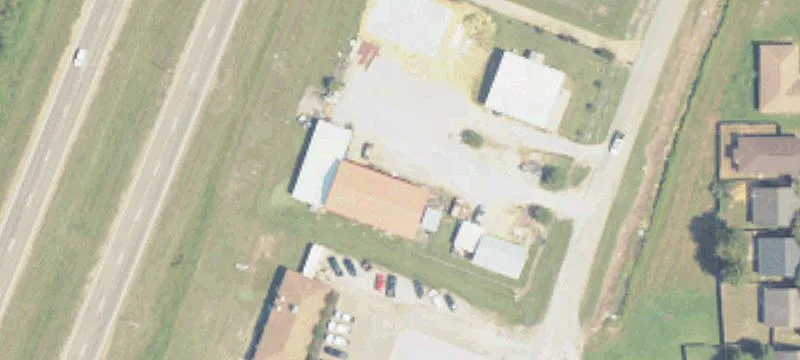 121 Lee Dr