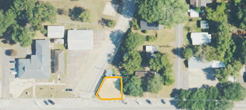 102 Weems St