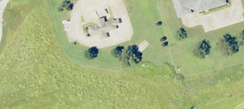 323 Hwy 82nd E