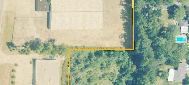 2537 Hwy 15th N