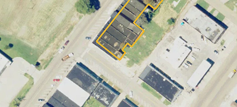 401 Main St