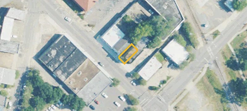 211 Main St