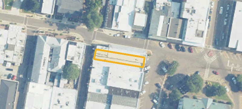 114 Courthouse Sq