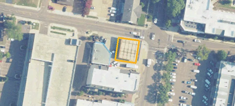 321 Lamar Blvd