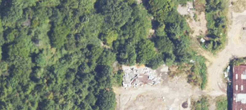 135 Hunt Ave