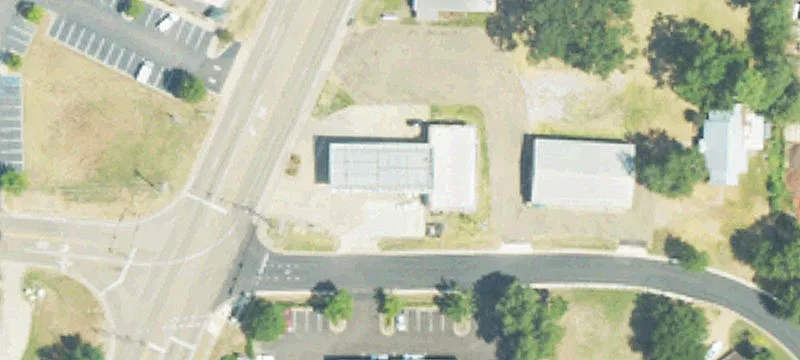636 Hwy 51
