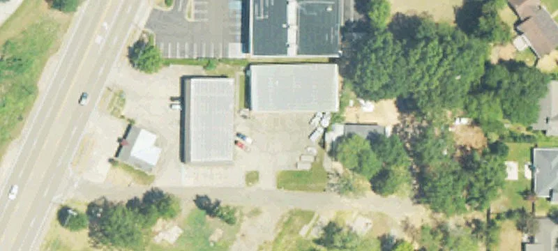 310 Hawthorne Cir